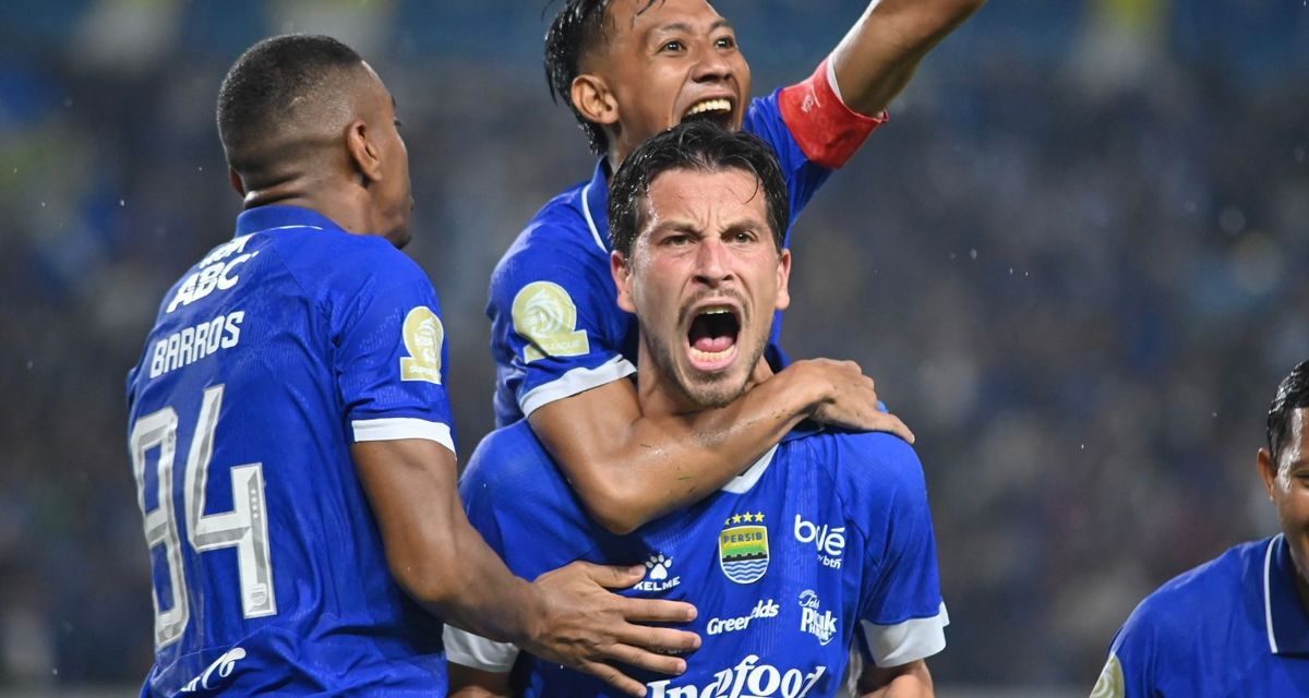 Absen Lawan Persita, Bojan Hodak Bongkar Kondisi Thom Haye