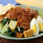 Gado-Gado: Kelezatan Tradisional Yang Penuh Gizi & Cita Rasa