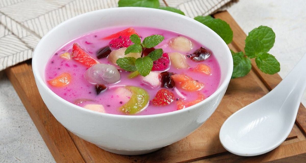 Tren Takjil Ramadhan Sop Buah Segar Menjadi Pilihan Utama