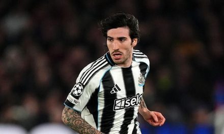 Tonali Bersinar: Performa Gemilang Jadi Sorotan