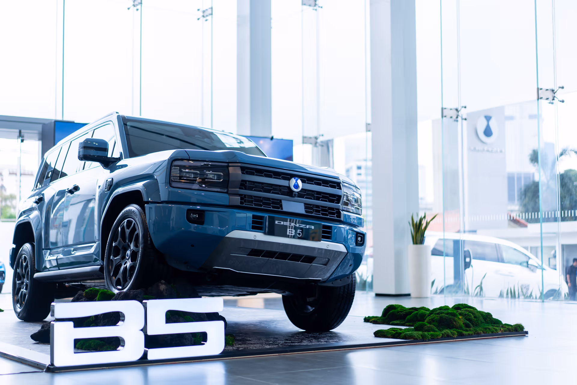 Denza B5: Desain Canggih Dan Ramah Lingkungan