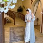 Tetap Stylish Dengan Abaya Di Momen Lebaran: Tampil Anggun
