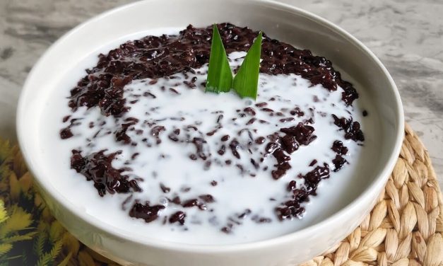 Bubur Pulut Hitam: Kuliner Tradisional Manis Yang Bikin Nagih