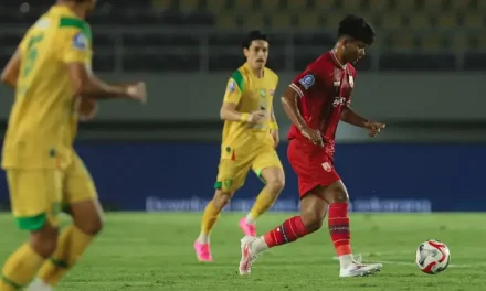 Drama Terakhir: Persis Solo Selamat, Rival Siap Tergelincir!