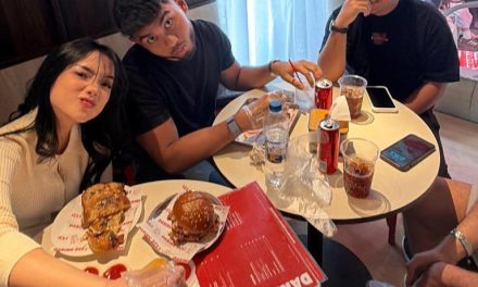 Bikin Heboh! Potret Fuji & Rakin Khan Bersama Curi Perhatian