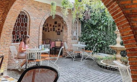 Romantic Vibes! Padre Italian Cuisine Hadirkan Nuansa Estetik