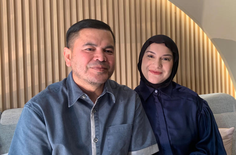Irish Bella Hamil Lima Bulan! Gender Bayi Masih Di Rahasiakan