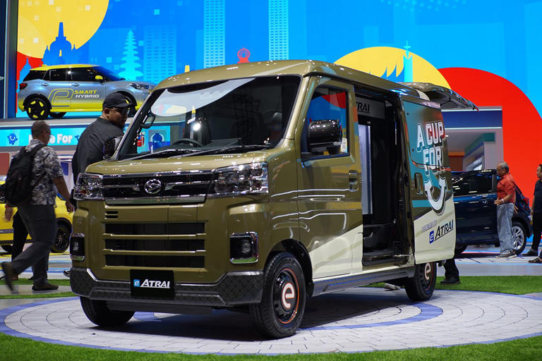Makin Nyaman Berkendara, Intip Fitur Interior Daihatsu e-Atrai