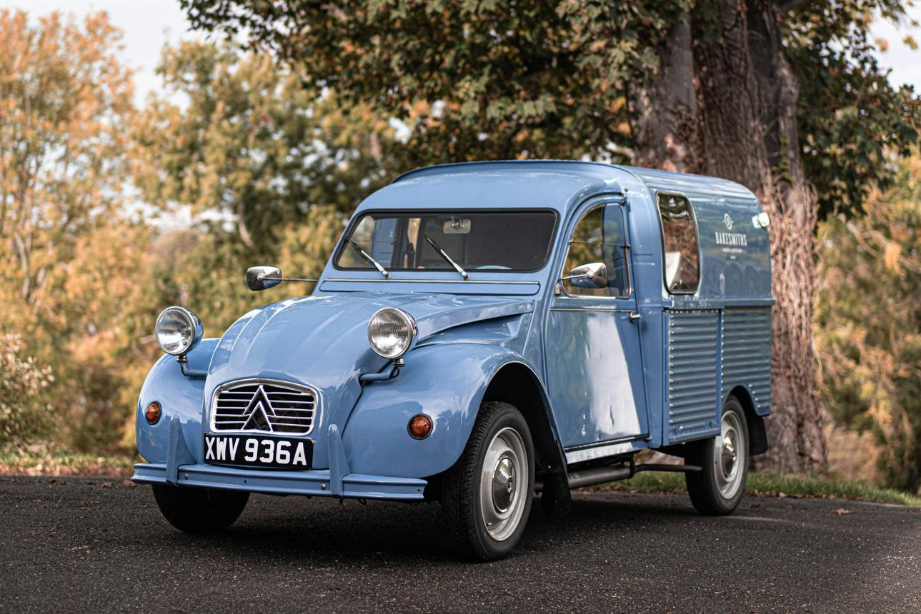 Nostalgia Berbalut Teknologi! Citroën Hidupkan 2 CV Fourgonnette