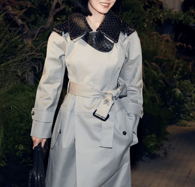 Elegan Dan Edgy! Song Hye Kyo Memukau Di Milan Fashion Week